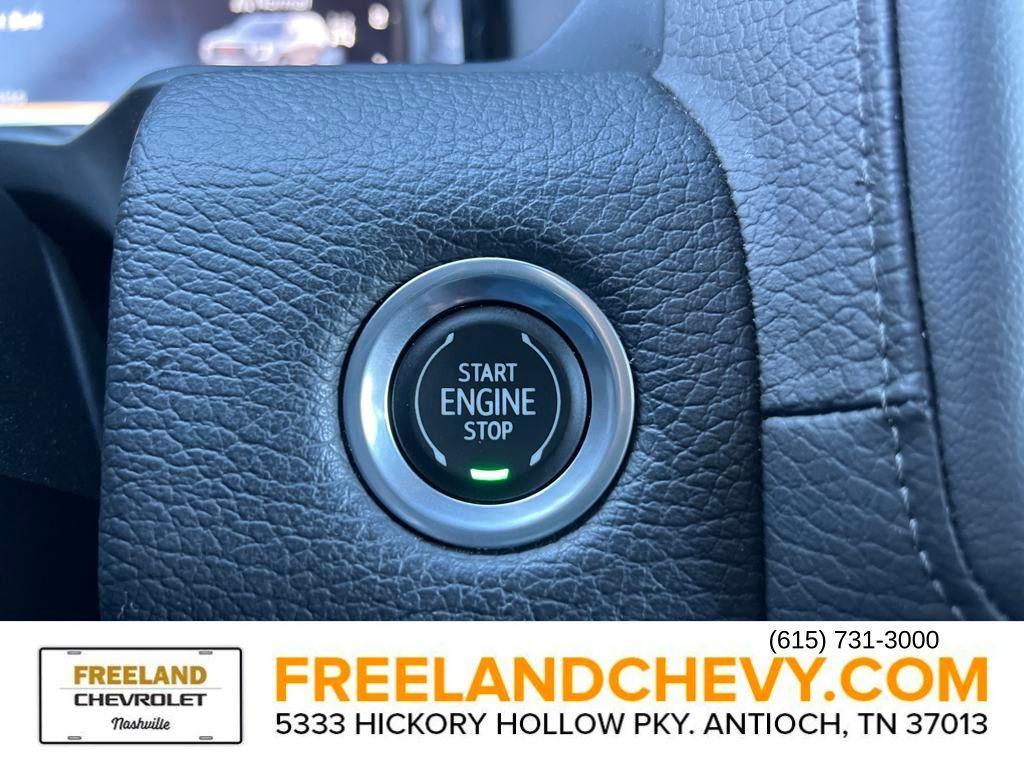 used 2022 GMC Yukon XL car, priced at $52,521