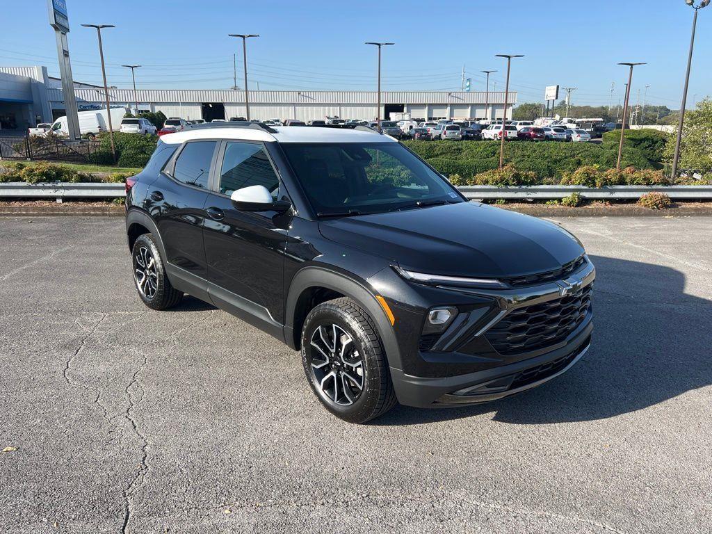 new 2025 Chevrolet TrailBlazer car, priced at $27,583