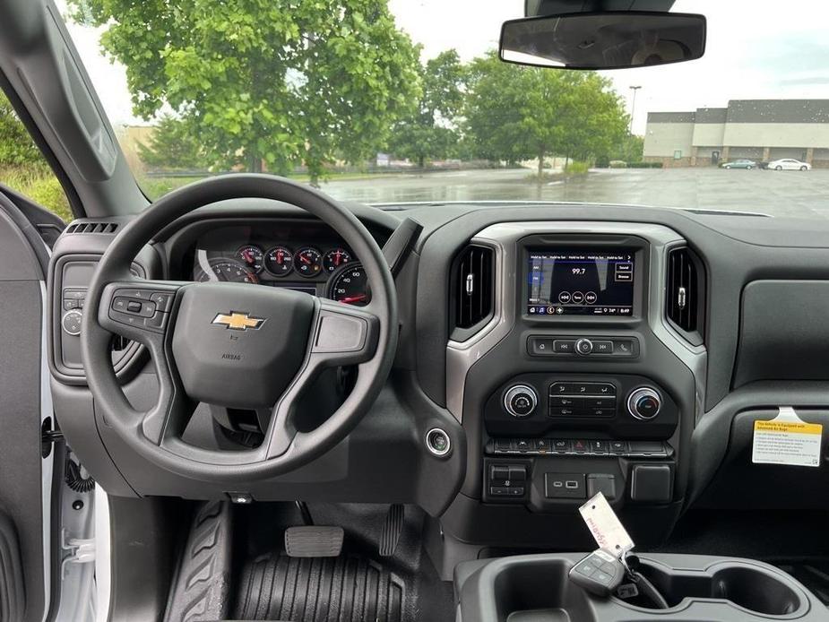 new 2024 Chevrolet Silverado 1500 car, priced at $38,120