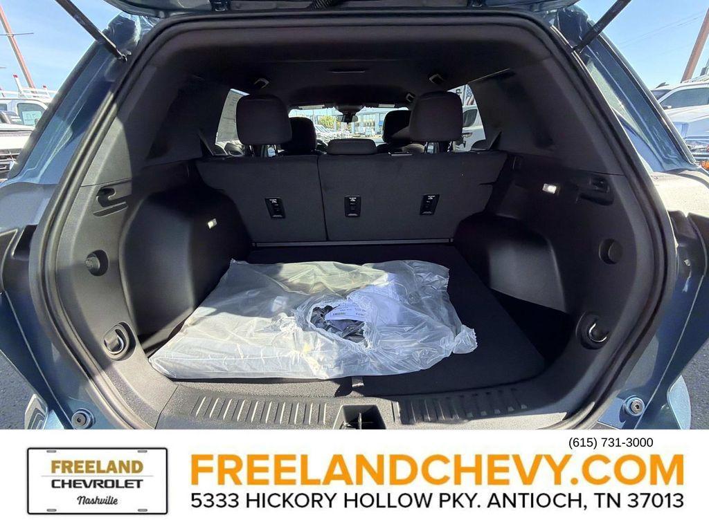 new 2026 Chevrolet Equinox car, priced at $28,160