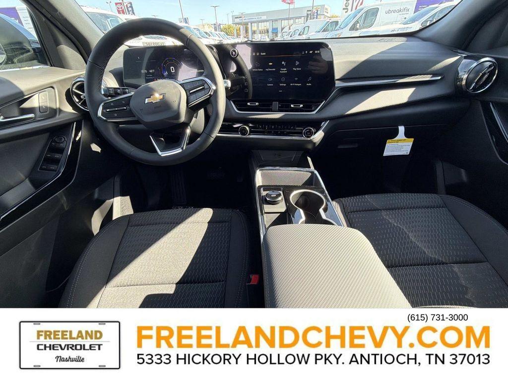 new 2026 Chevrolet Equinox car, priced at $28,160