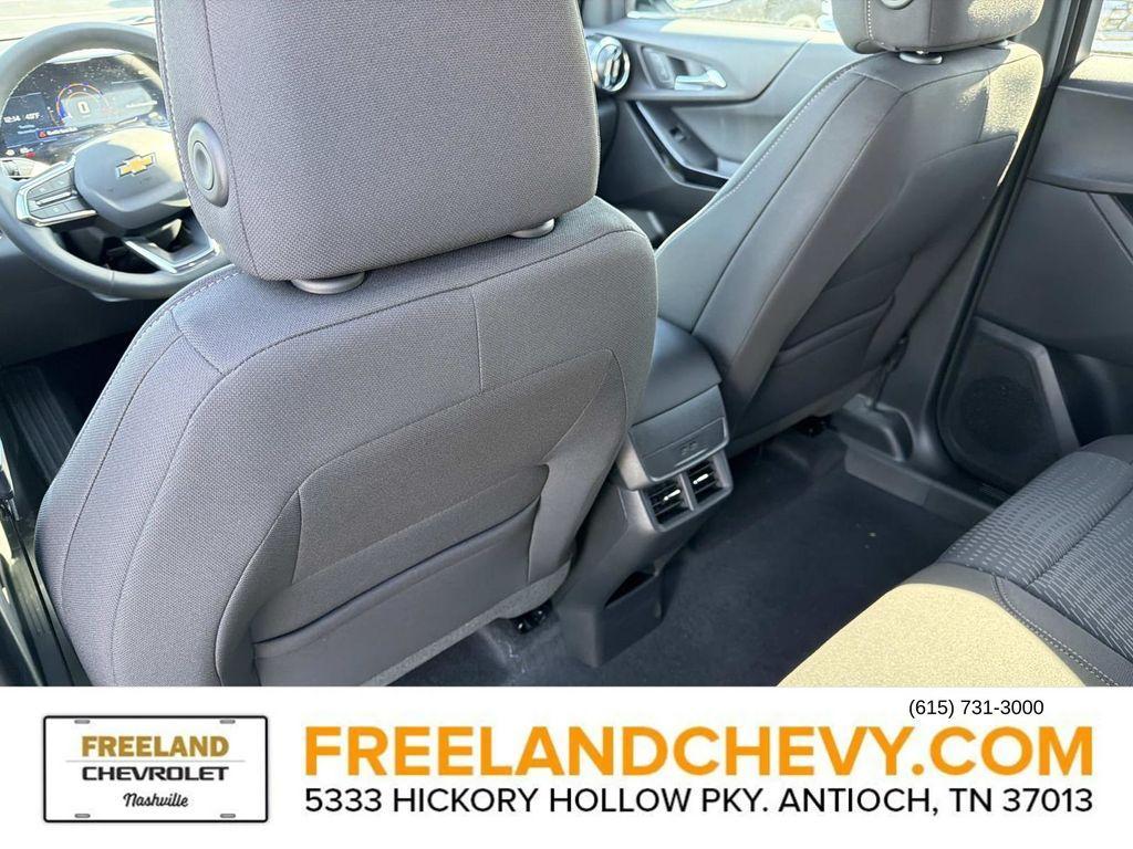 new 2026 Chevrolet Equinox car, priced at $28,160