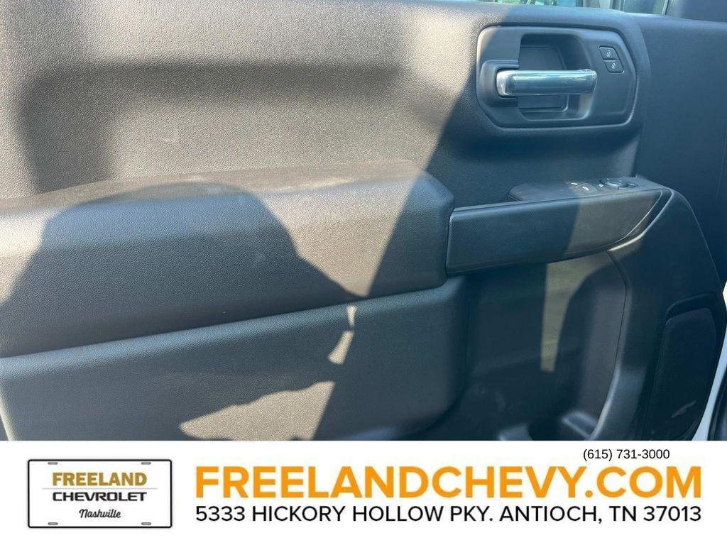 new 2025 Chevrolet Silverado 2500 car, priced at $39,990