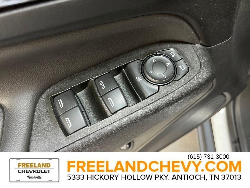 used 2024 Chevrolet Equinox car, priced at $21,929