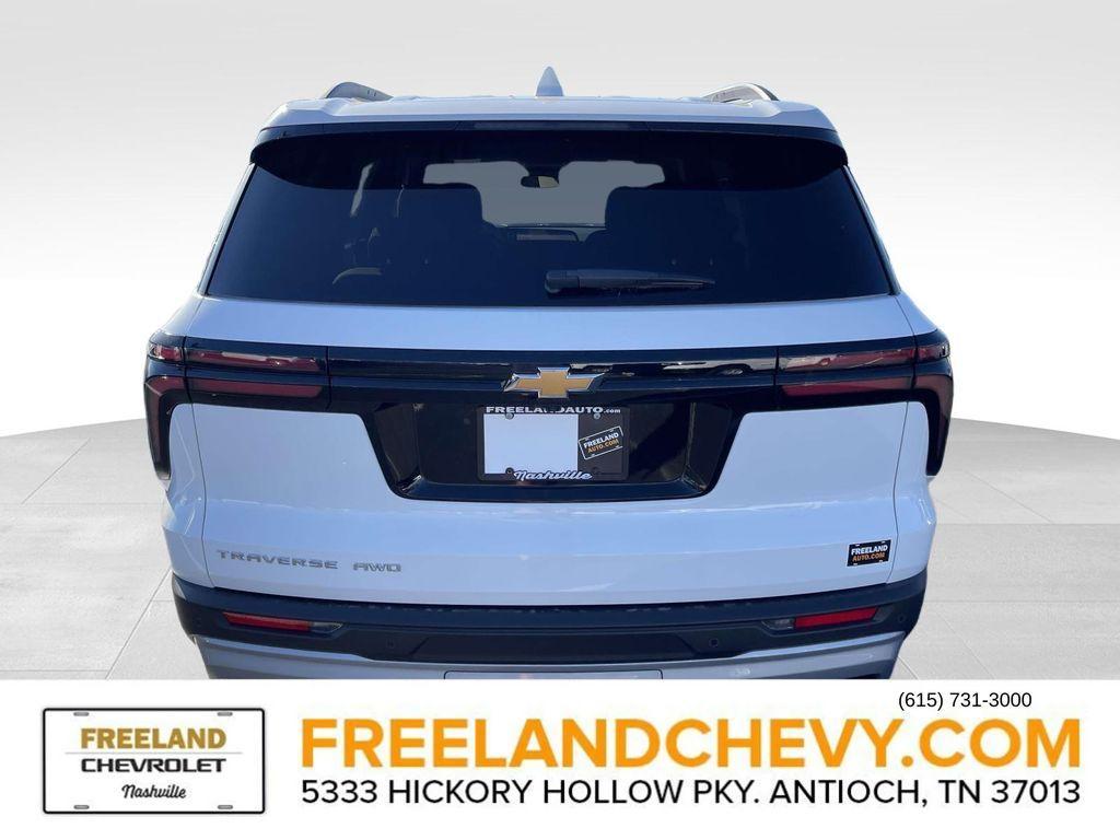 new 2026 Chevrolet Traverse car, priced at $44,695