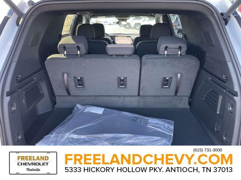 new 2026 Chevrolet Traverse car, priced at $44,695