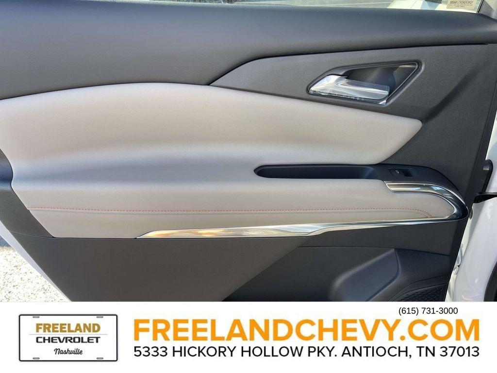 new 2026 Chevrolet Traverse car, priced at $44,695