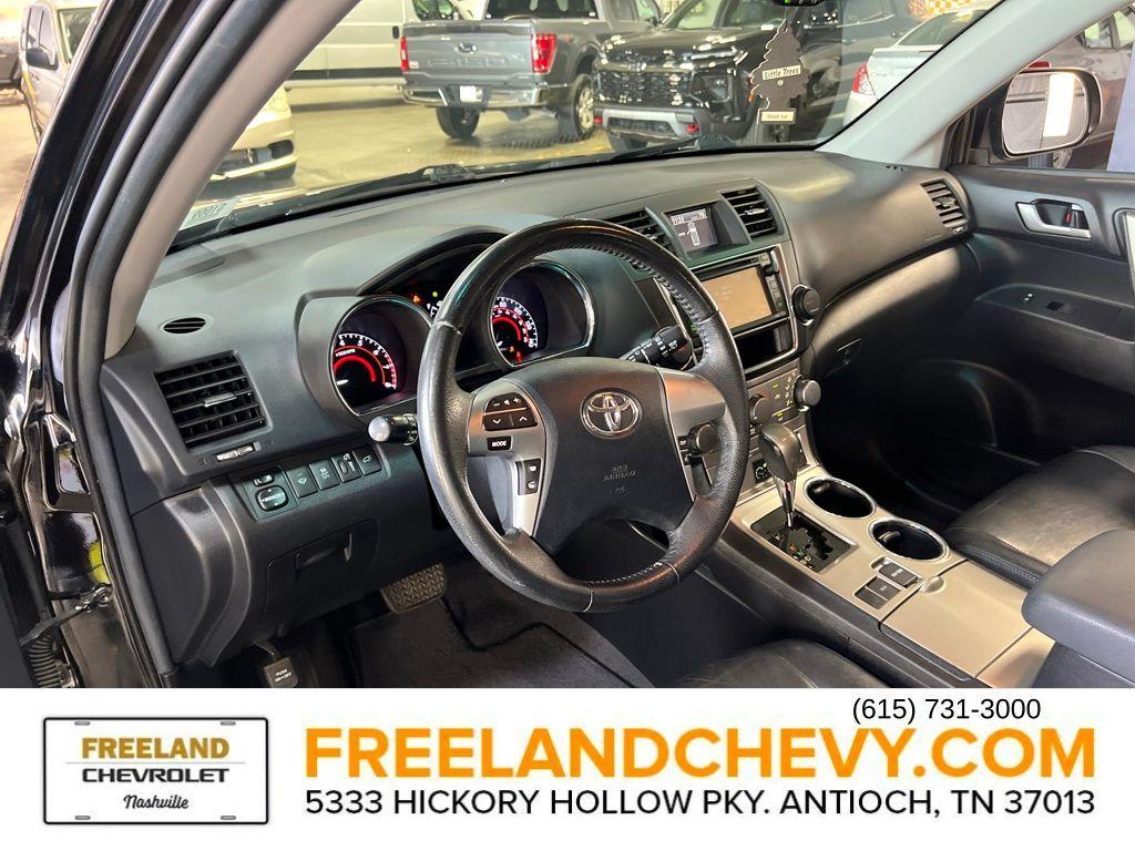 used 2013 Toyota Highlander car, priced at $19,991