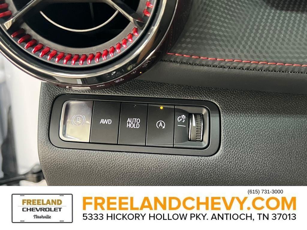 new 2026 Chevrolet Equinox car, priced at $33,728