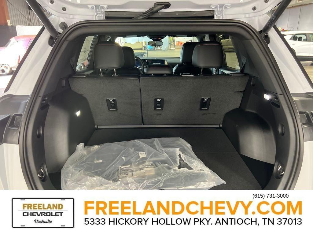 new 2026 Chevrolet Equinox car, priced at $33,728