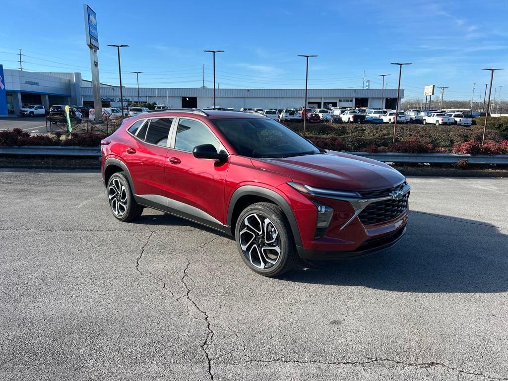 new 2025 Chevrolet Trax car, priced at $26,230