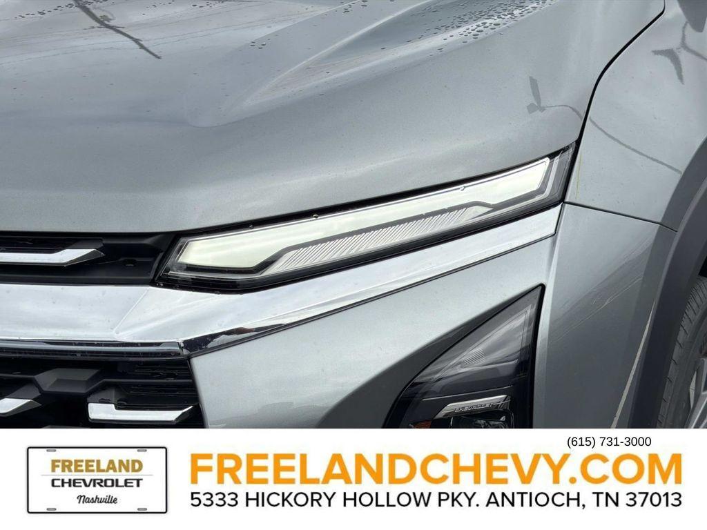 new 2026 Chevrolet Equinox car, priced at $30,495