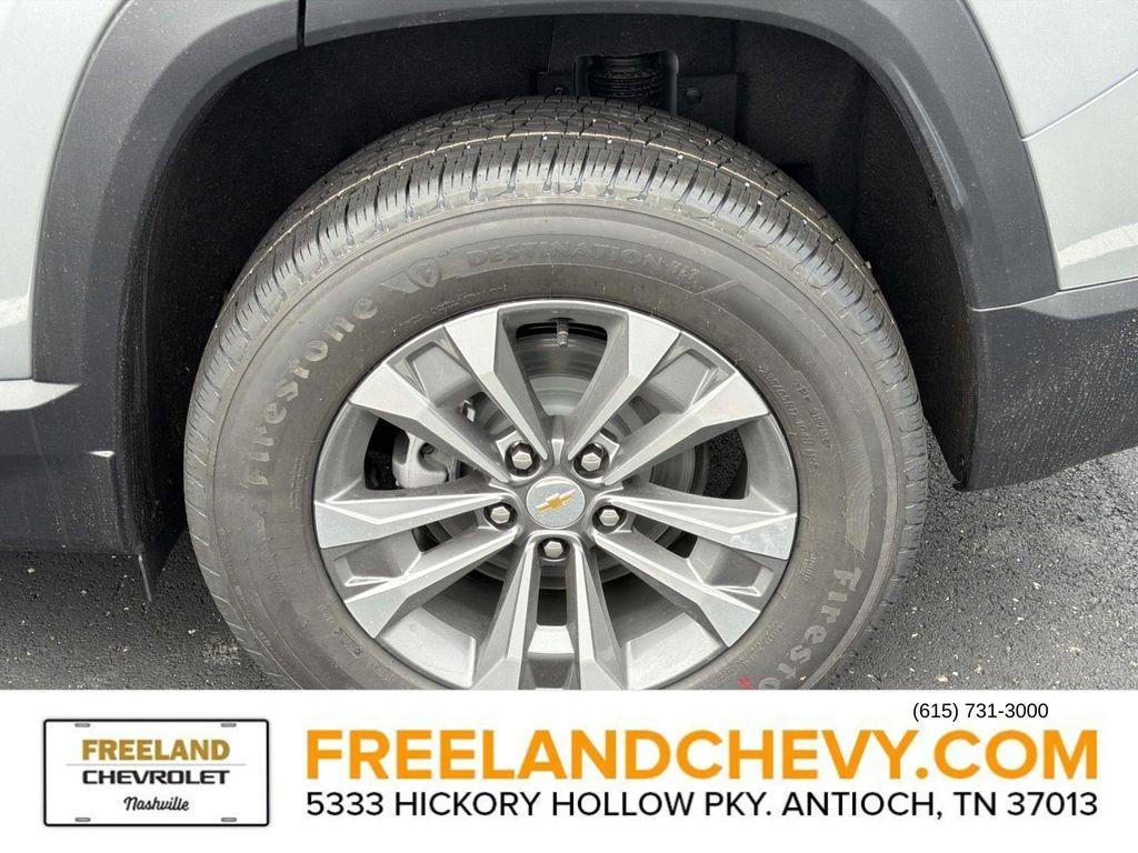 new 2026 Chevrolet Equinox car, priced at $30,495