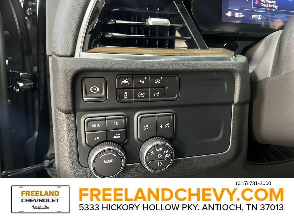 new 2025 Chevrolet Suburban car, priced at $81,352