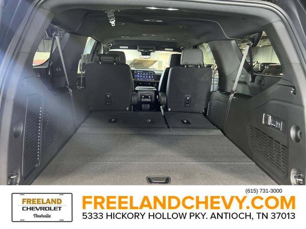 new 2025 Chevrolet Suburban car, priced at $81,352