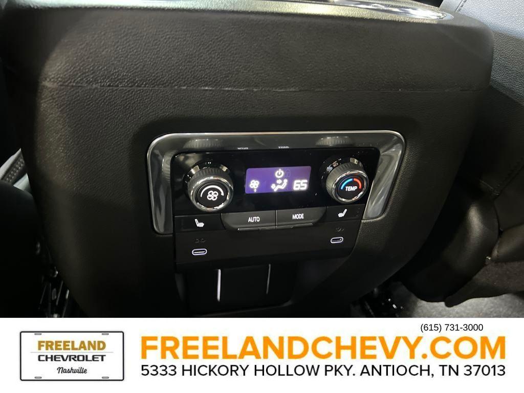 new 2025 Chevrolet Suburban car, priced at $81,352