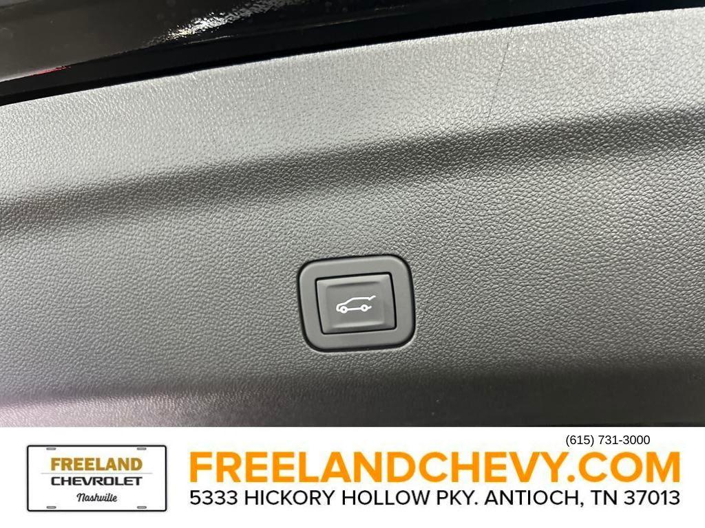 new 2025 Chevrolet Suburban car, priced at $81,352