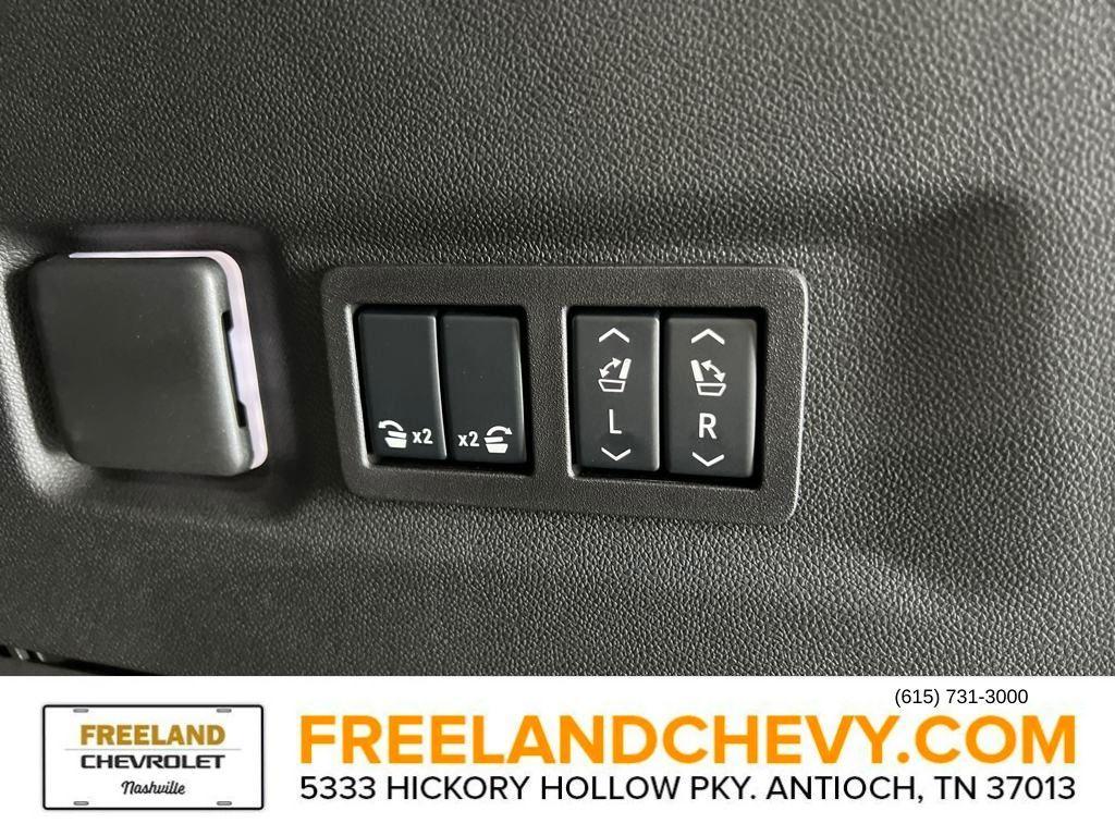 new 2025 Chevrolet Suburban car, priced at $81,352
