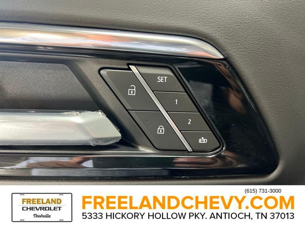 new 2025 Chevrolet Suburban car, priced at $81,352