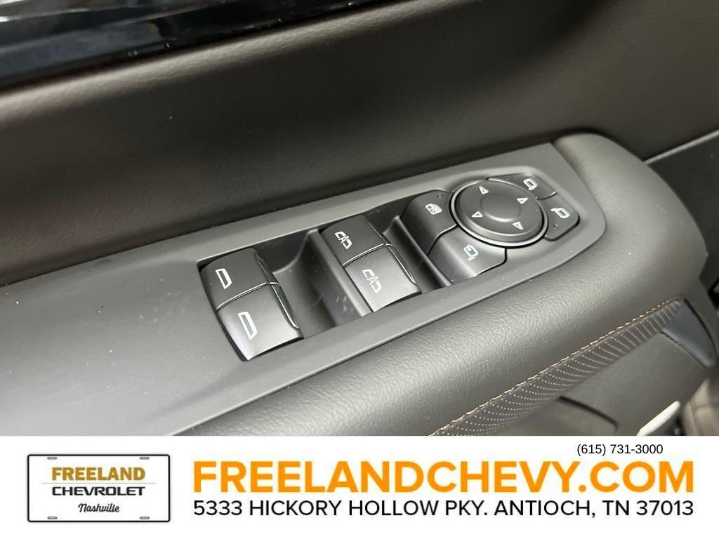 new 2025 Chevrolet Suburban car, priced at $81,352