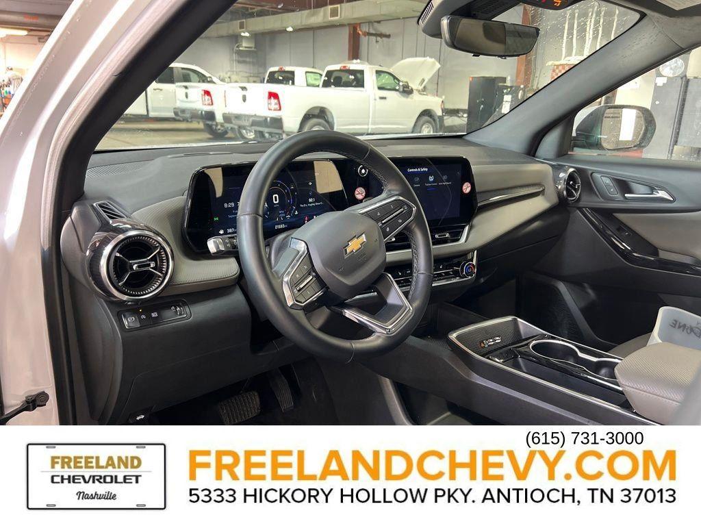 used 2025 Chevrolet Equinox car, priced at $24,493