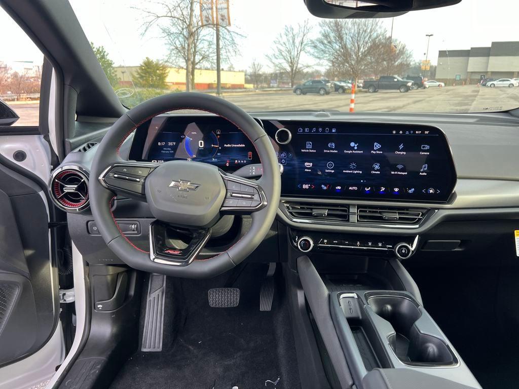 new 2025 Chevrolet Equinox EV car, priced at $43,085