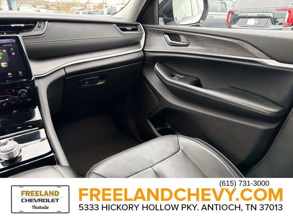 used 2023 Jeep Grand Cherokee car, priced at $23,690