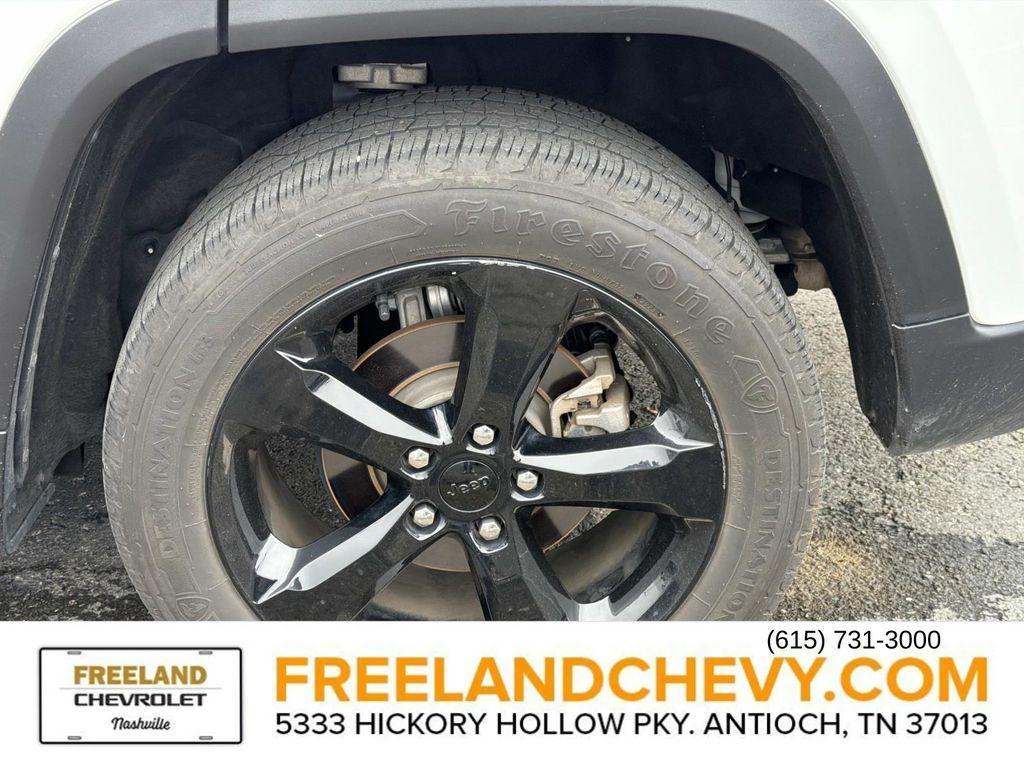 used 2023 Jeep Grand Cherokee car, priced at $23,690