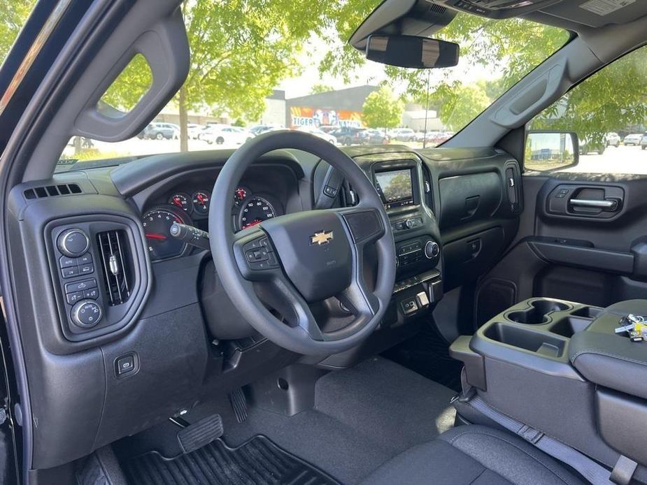 new 2024 Chevrolet Silverado 1500 car, priced at $41,335