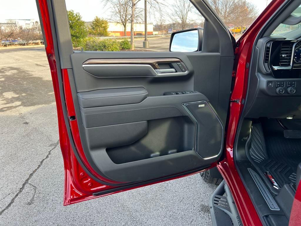 new 2025 Chevrolet Silverado 1500 car, priced at $62,443