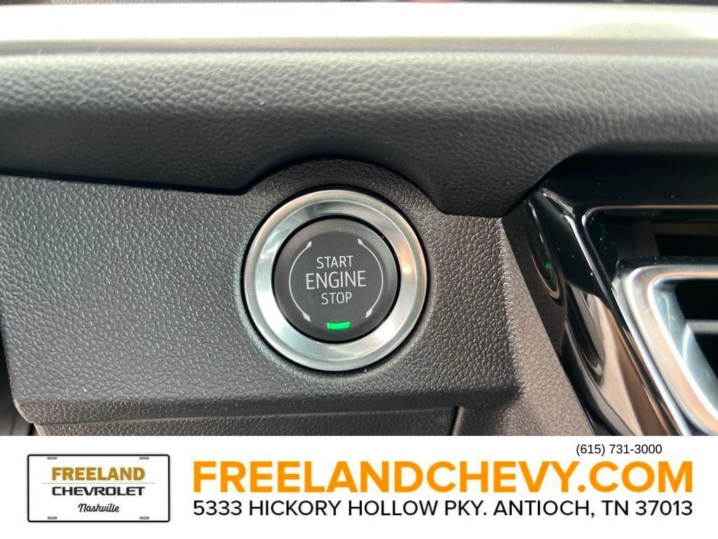 new 2025 Chevrolet Traverse car, priced at $42,135