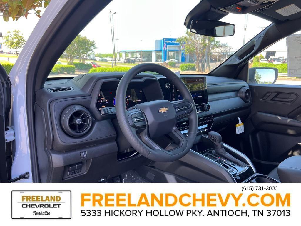 new 2025 Chevrolet Colorado car, priced at $32,960