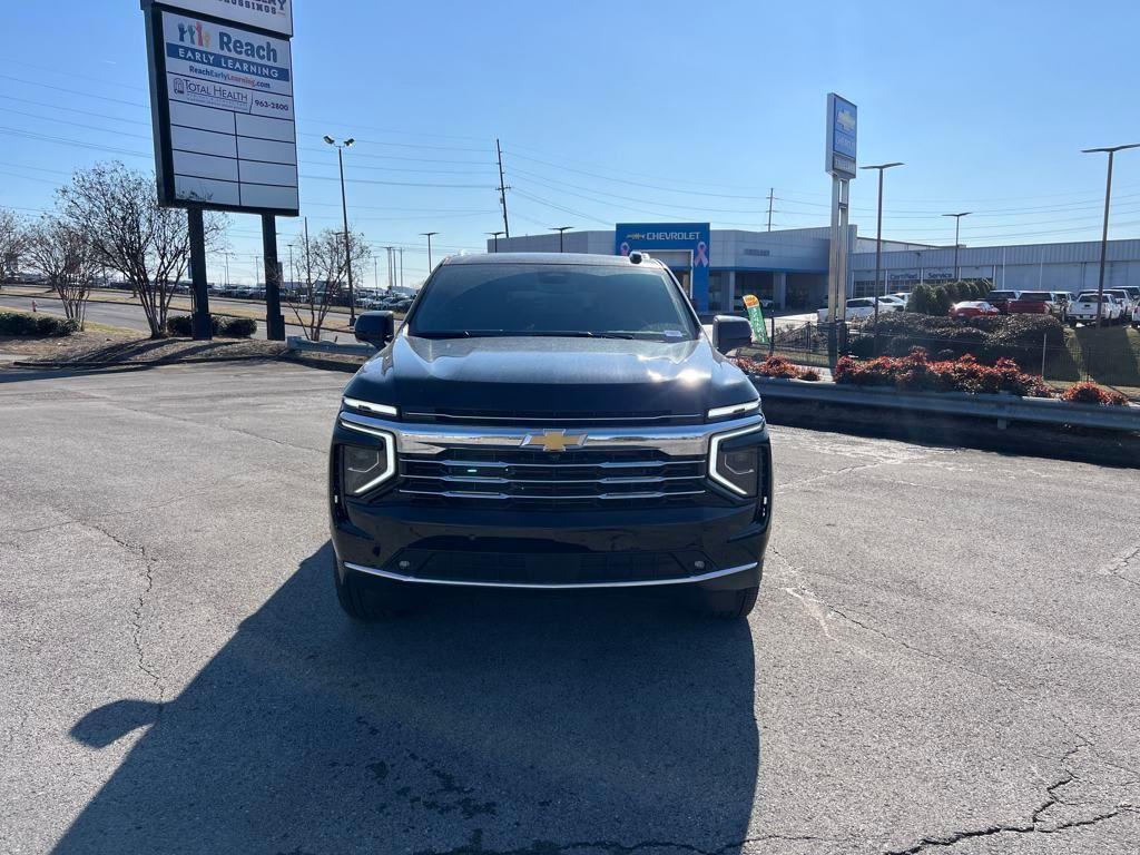 new 2025 Chevrolet Suburban car, priced at $76,105