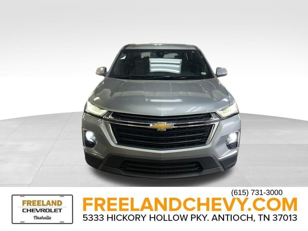 used 2023 Chevrolet Traverse car, priced at $25,586