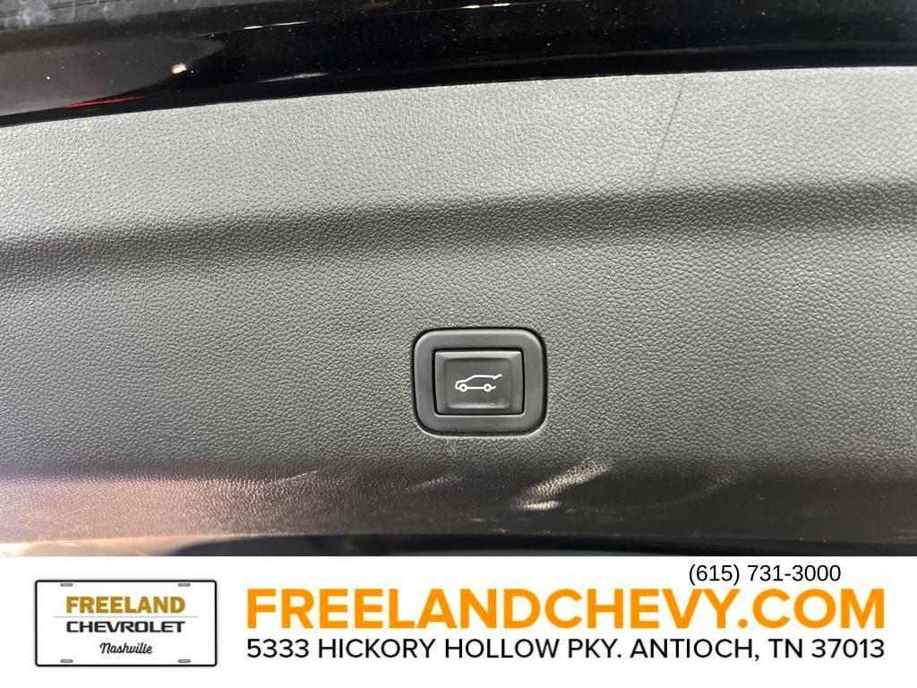 used 2023 GMC Yukon car, priced at $53,991