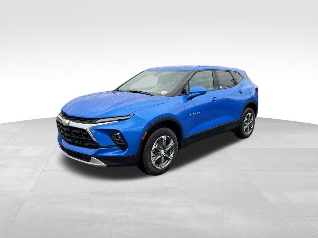 new 2025 Chevrolet Blazer car, priced at $36,185