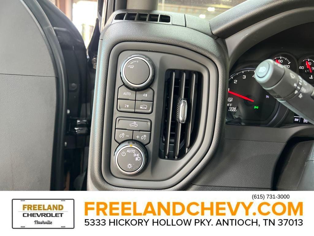 new 2025 Chevrolet Silverado 1500 car, priced at $44,140