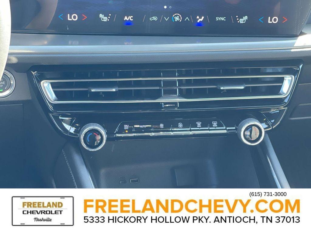 new 2026 Chevrolet Traverse car, priced at $41,712