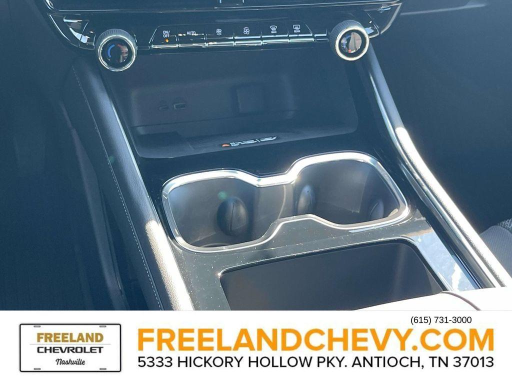 new 2026 Chevrolet Traverse car, priced at $41,712