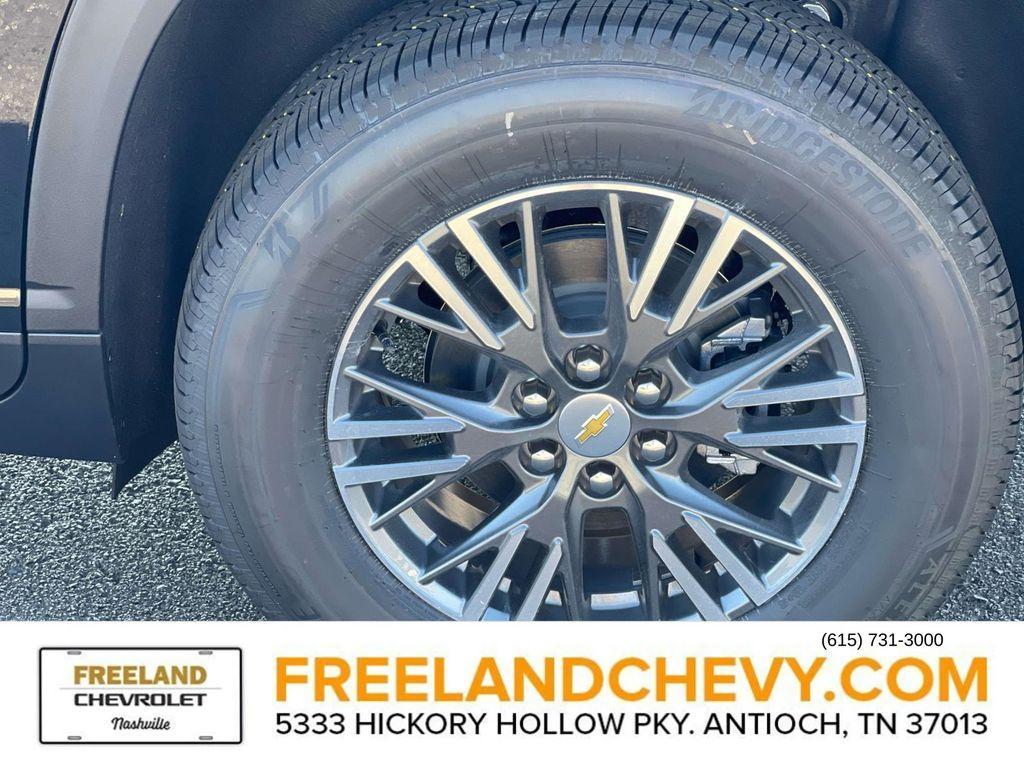 new 2026 Chevrolet Traverse car, priced at $41,712