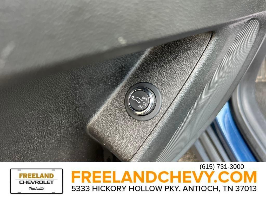 used 2023 Chevrolet Traverse car, priced at $26,092