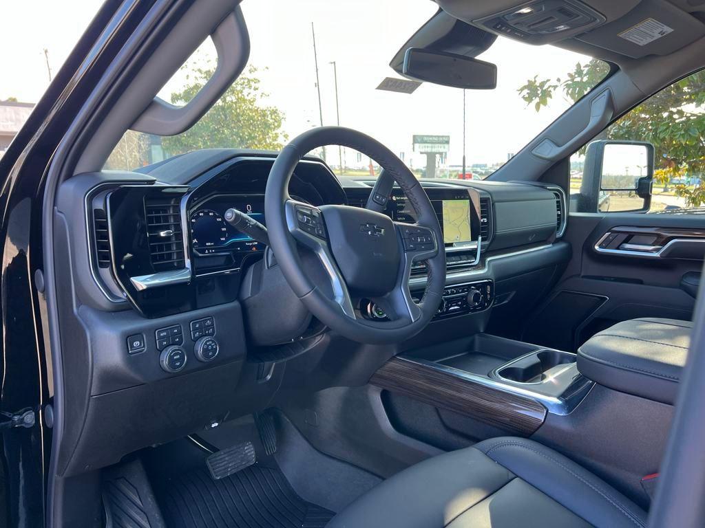 new 2025 Chevrolet Silverado 2500 car, priced at $75,574