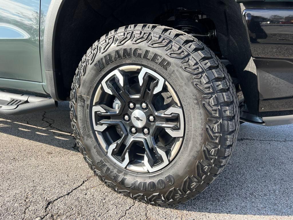 new 2025 Chevrolet Silverado 1500 car, priced at $71,631