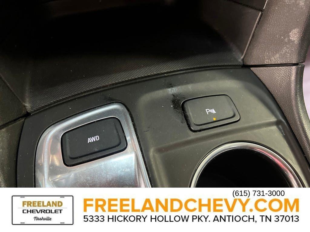 used 2022 Chevrolet Equinox car, priced at $21,693