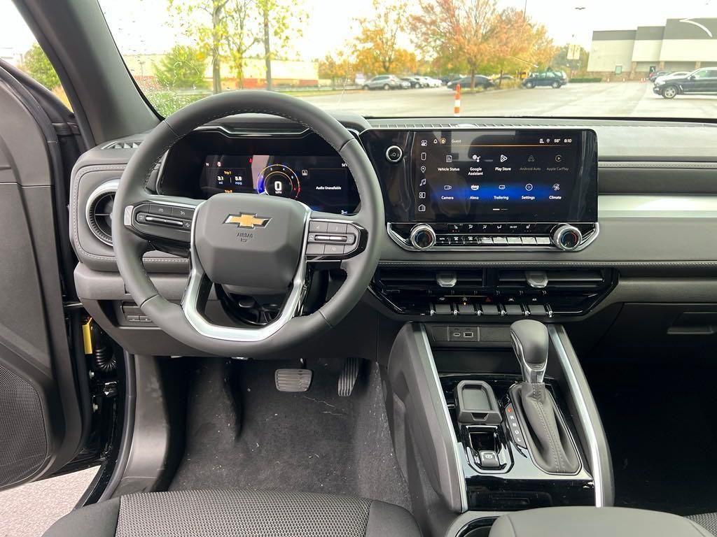 new 2024 Chevrolet Colorado car, priced at $40,100