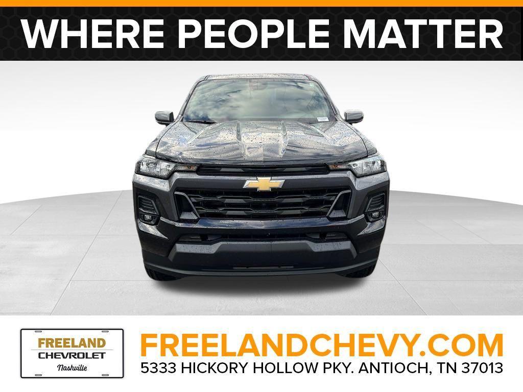 new 2024 Chevrolet Colorado car, priced at $40,100