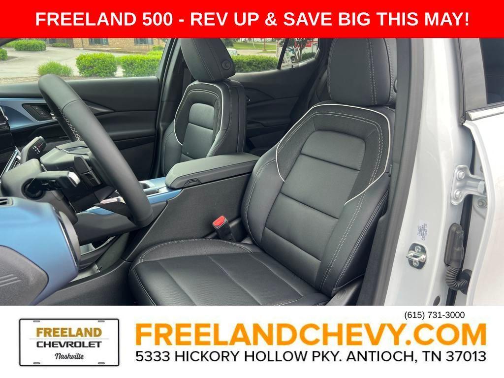 new 2025 Chevrolet Equinox EV car, priced at $44,190