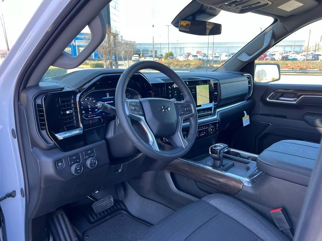 new 2025 Chevrolet Silverado 1500 car, priced at $57,068