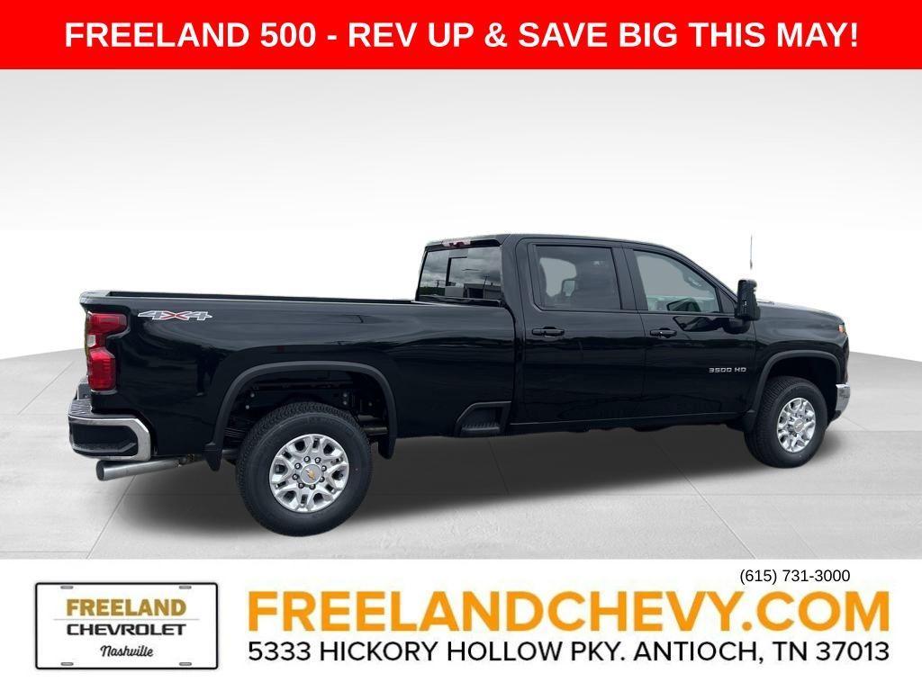 new 2025 Chevrolet Silverado 3500 car, priced at $72,565