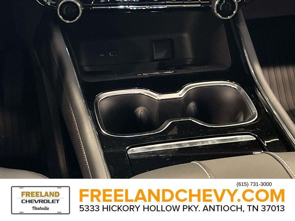 new 2026 Chevrolet Traverse car, priced at $57,720